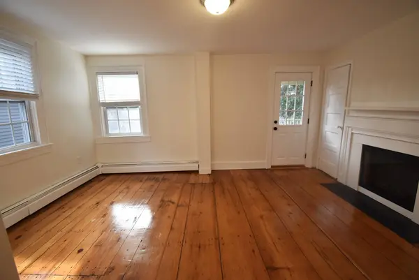 17 Beckford St #4, Salem, MA 01970