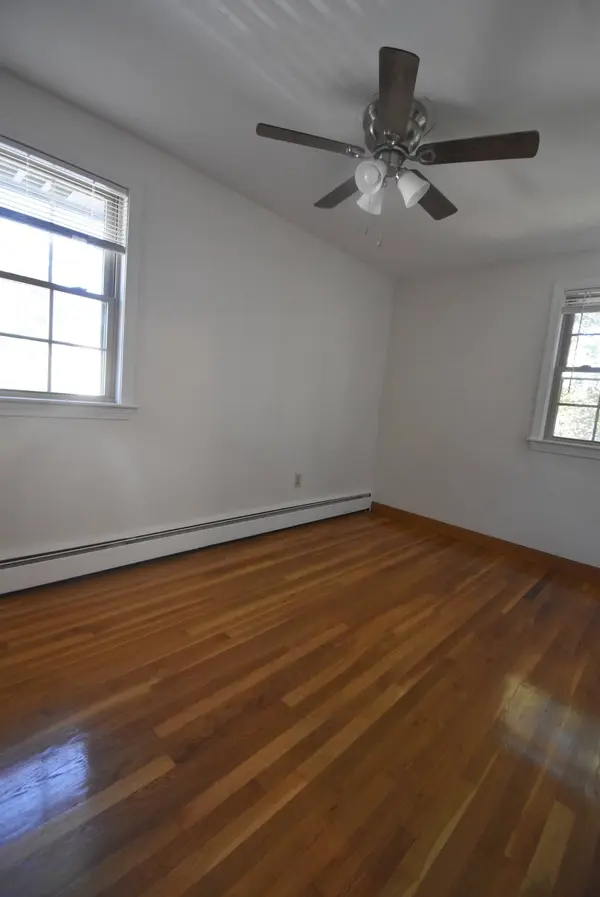 600 Cabot St #3, Beverly, MA 01915