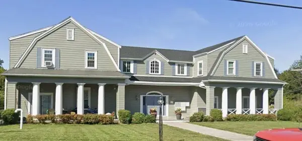 16 Magnolia Ave #11