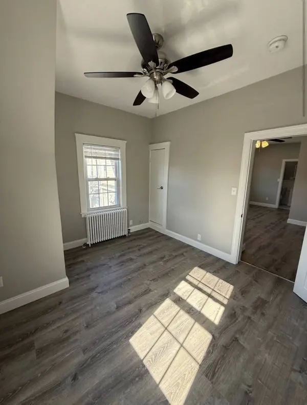 16 Magnolia Ave #11, Gloucester, MA 01930