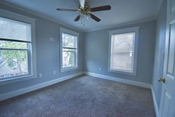 37 Railroad Ave #6, Beverly, MA 01915
