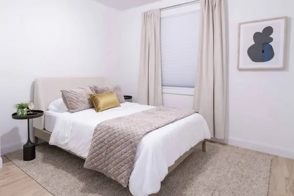 8 Enon St #103, Beverly, MA 01915