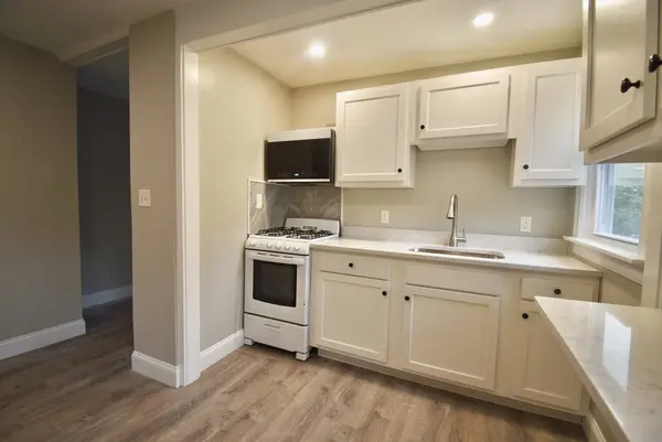 16 Magnolia Ave #1
