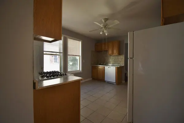 49 Hanover St #2, Lynn, MA 01902