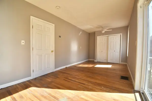 49 Hanover St #2, Lynn, MA 01902
