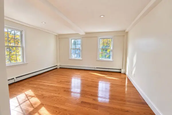 11 Childs St, Lynn, MA 01905