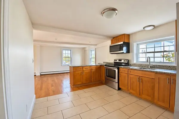 11 Childs St, Lynn, MA 01905
