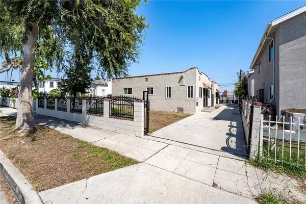 1733 W 84th PL, Los Angeles, CA 90047