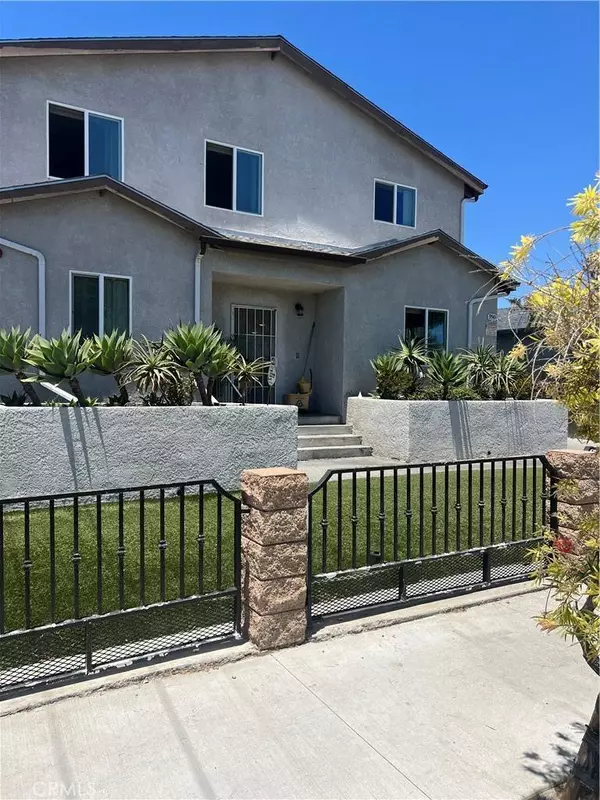 9543 Bandera ST, Los Angeles, CA 90002