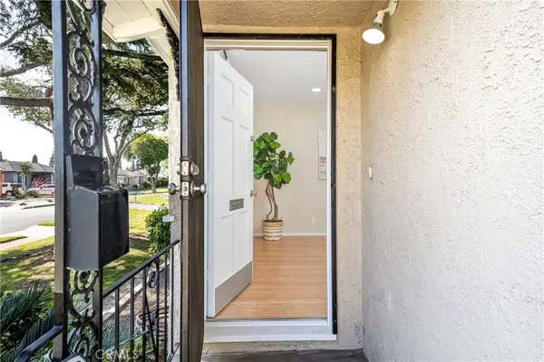 5637 Adenmoor, Lakewood, CA 90713