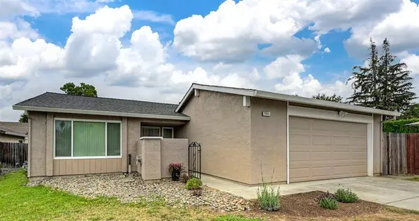 7021 Stanford Oak DR, Sacramento, CA 95842