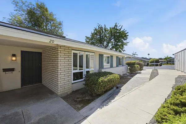 3760 Vista Campana S #20, Oceanside, CA 92057