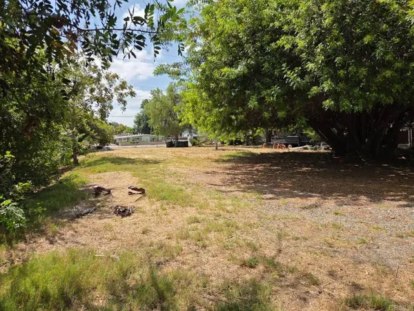 Central AVE, Spring Valley, CA 91977