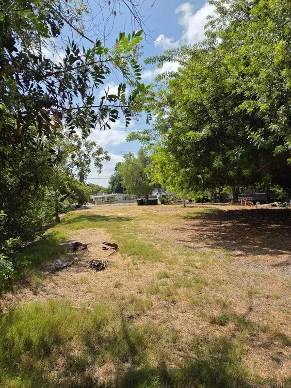 Central AVE, Spring Valley, CA 91977