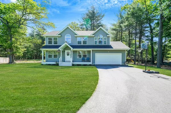 59 Middle Island BLVD, Middle Island, NY 11953