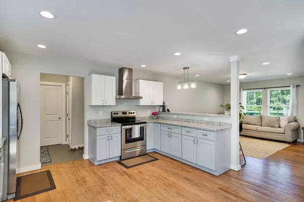 59 Middle Island BLVD, Middle Island, NY 11953