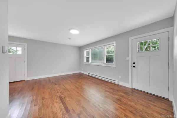 267 Accabonac RD, East Hampton, NY 11937