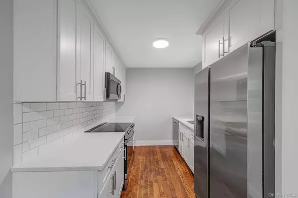 267 Accabonac RD, East Hampton, NY 11937