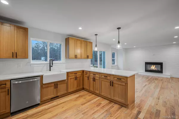 63A Blydenburgh RD, Centereach, NY 11720