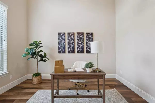 128 Shady Glen Drive, Hickory Creek, TX 75065