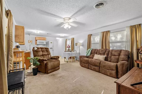 506 Piccadilly #166, Grand Prairie, TX 75060