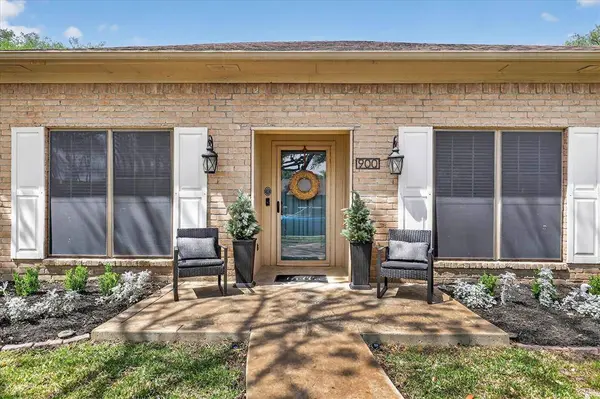 900 E Berkeley Drive, Richardson, TX 75081