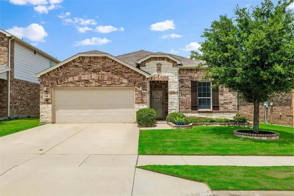 2341 Parda Alpina Lane, Fort Worth, TX 76131