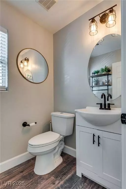 680 Moonlight Stroll ST, Henderson, NV 89002