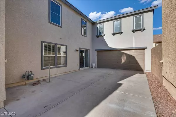 680 Moonlight Stroll ST, Henderson, NV 89002