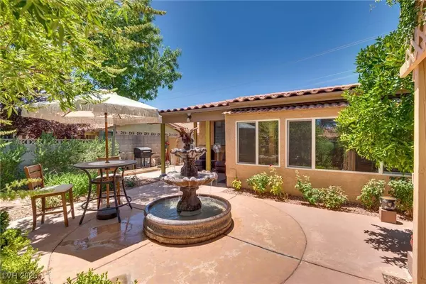 3877 Platis CIR, Las Vegas, NV 89103