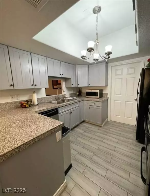 4510 E Cleveland AVE, Las Vegas, NV 89104