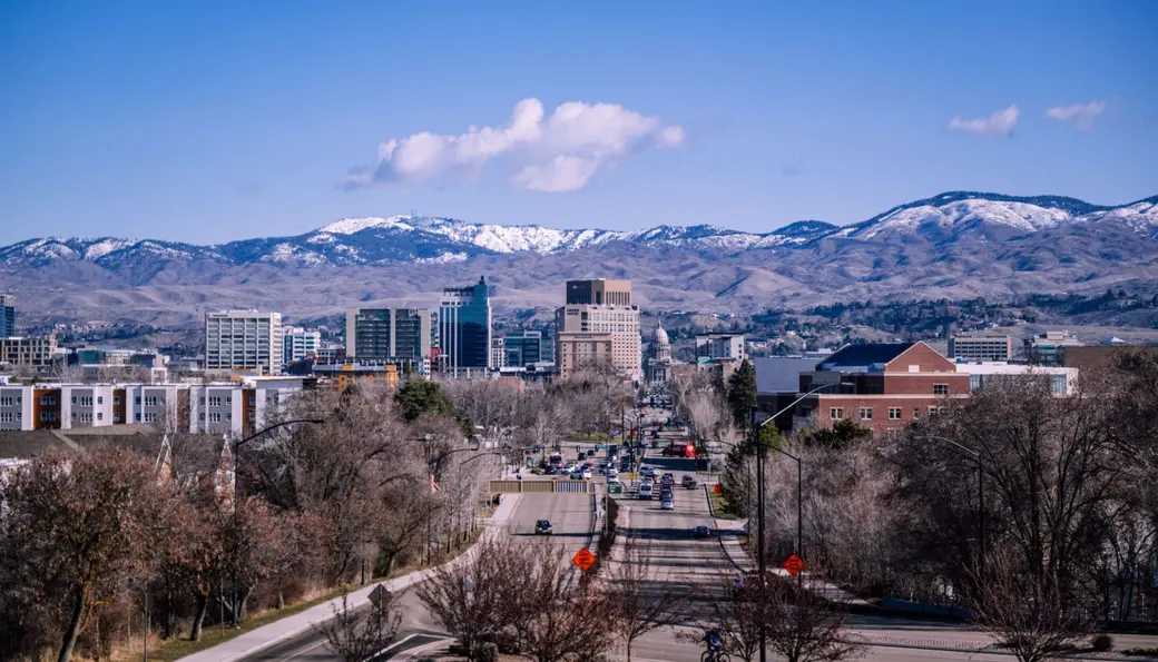 Towns Near Boise, Idaho: A Relocation & Commuter Guide