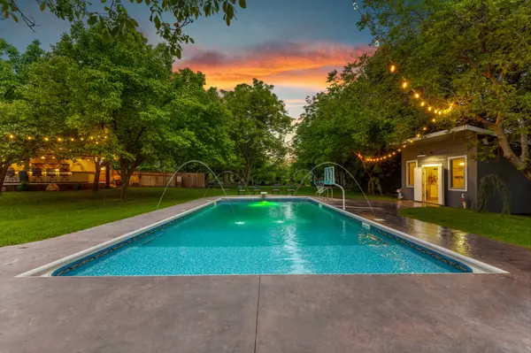 How to Market a Luxury Home to Sell Fast in Idaho | 2025