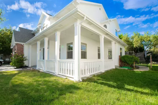 6174 N Queensbury Pl, Boise, ID 83713