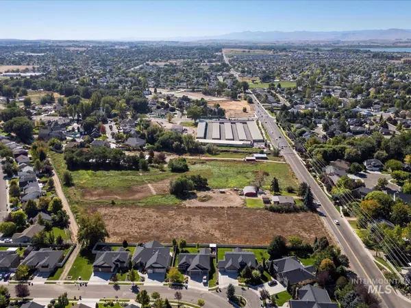 604 S Midland Blvd, Nampa, ID 83686