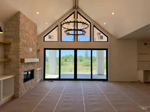 448 Joy Avenue, Caldwell, ID 83605