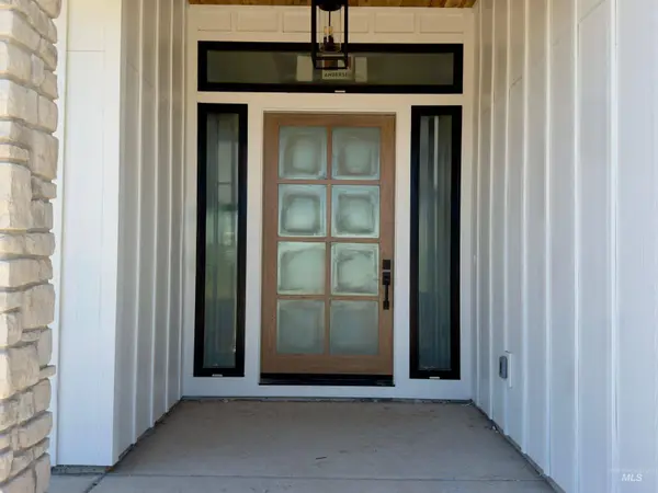 448 Joy Avenue, Caldwell, ID 83605