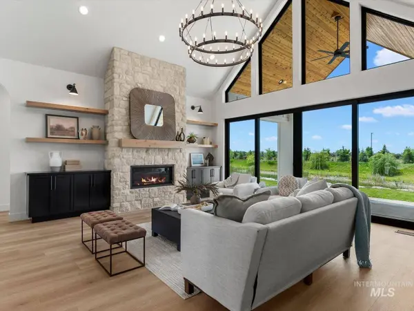 448 Joy Avenue, Middleton, ID 83644