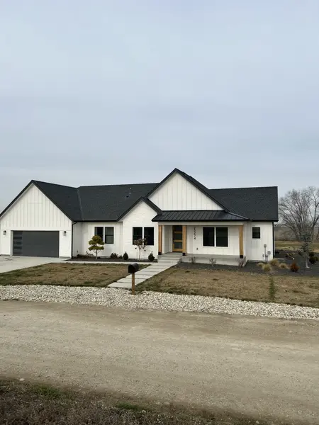 23274 Stonewater Ln, Greenleaf, ID 83626-5009