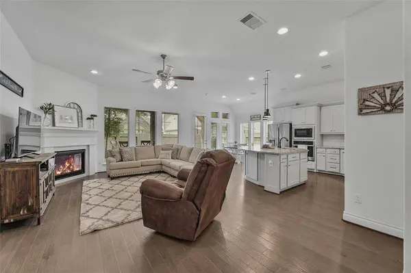 23638 Sage Villa DR, New Caney, TX 77357