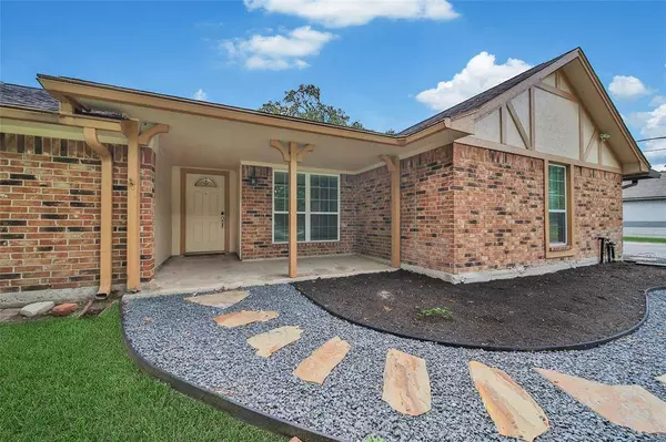 24193 Kelly ST, Porter, TX 77365