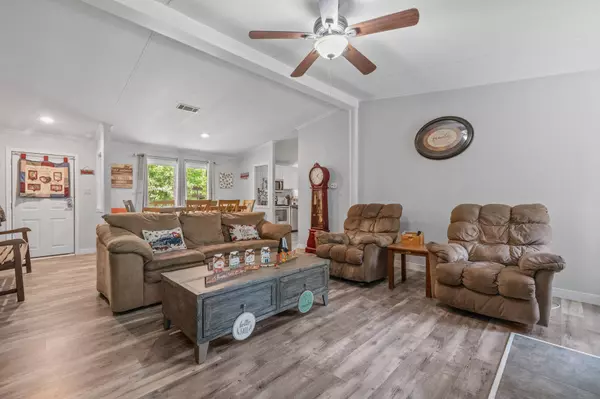 161 W Creek, Trinity, TX 75862