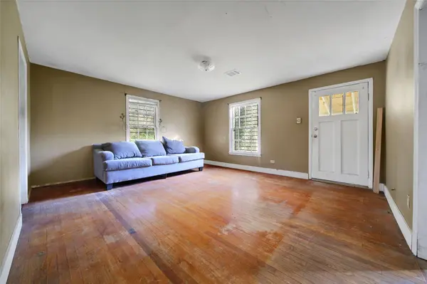 709 Magnolia BLVD, New Caney, TX 77357