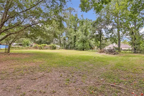 16107 Holly ST, Porter, TX 77365