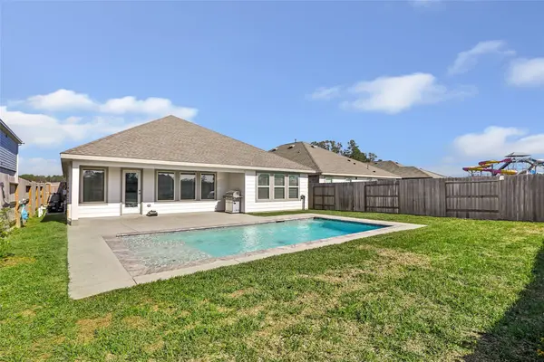22464 Mountain Pine DR, New Caney, TX 77357
