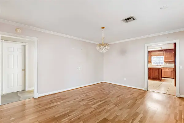 1120 E 26th ST, Houston, TX 77009