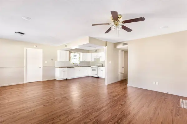 4019 Hillcrest ST, Liberty, TX 77575