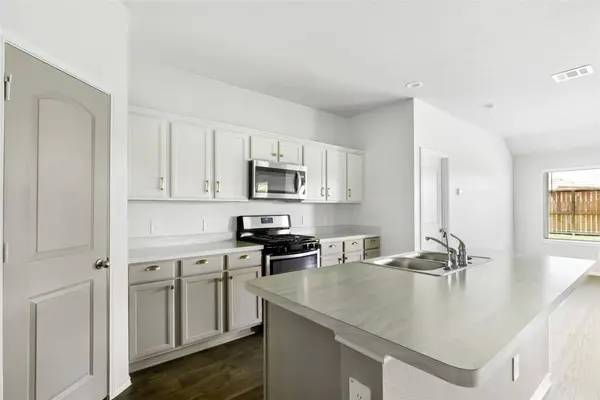 21407 Rustic Elm DR, New Caney, TX 77357