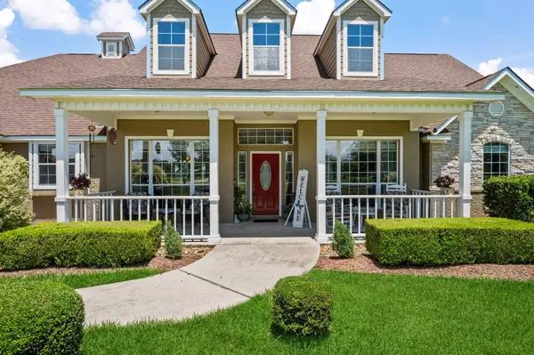 15602 Devin LN, Crosby, TX 77532