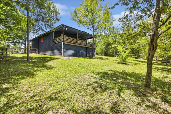 31 Timber Cove LN, Coldspring, TX 77331